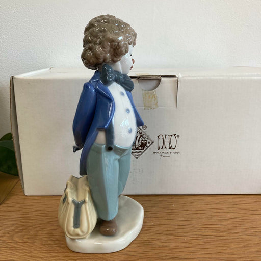 Vintage Lladro NAO Little Clown Travelin' Man Figurine 1992 #486 Original Box - Very Good - Attic Discovery Shop