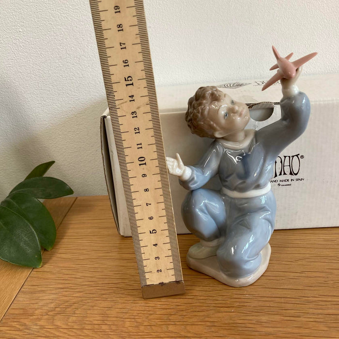 NAO By LLadro Retired Porcelain Figurine " Jet Pilot Boy " With Plane Boxed 1133 - Attic Discovery Shop