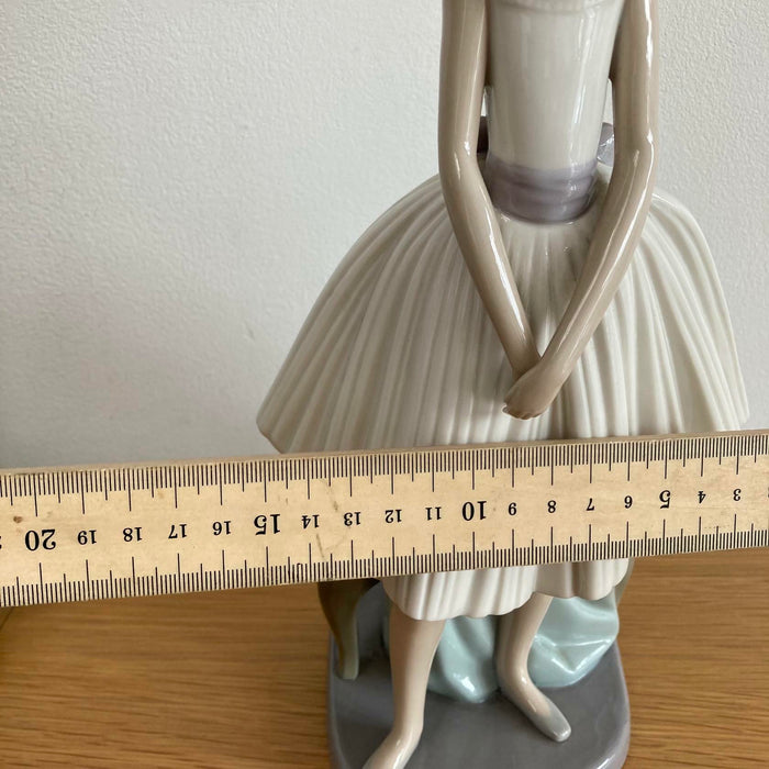 Lladro Nao Figurine Daisa 1983 #377 "Dance Ballerina Dance" by Francisco Catala - Very Good - Attic Discovery Shop