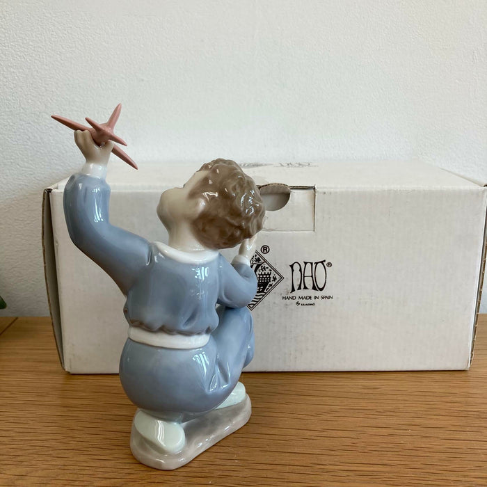 NAO By LLadro Retired Porcelain Figurine " Jet Pilot Boy " With Plane Boxed 1133 - Attic Discovery Shop