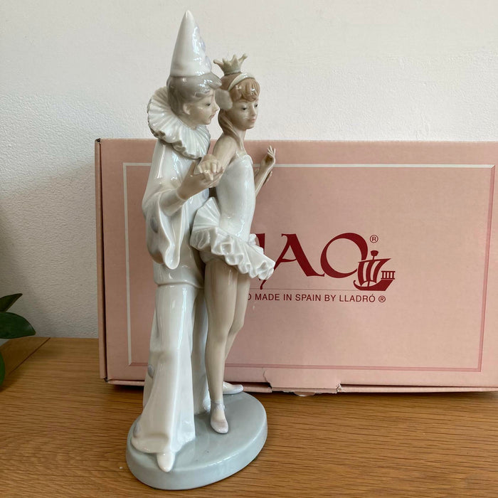 Lladro Figurine Carnival Couple #4882 Dancing Ballerina & Clown Glossy Perfect - Very Good - Attic Discovery Shop