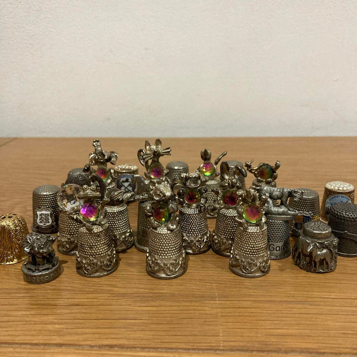 Thimbles Character & Other Metal Rare Lot x24 Total Crystal Collectable Bundle - Good