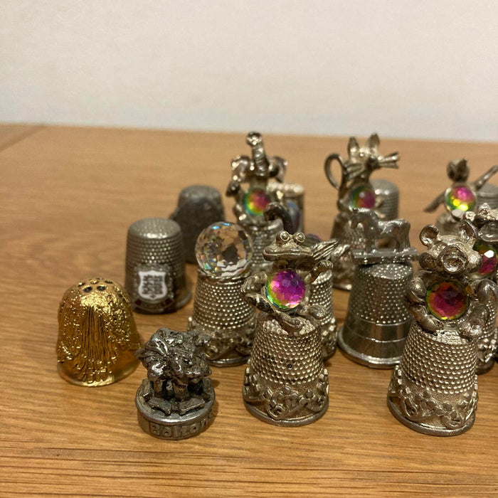 Thimbles Character & Other Metal Rare Lot x24 Total Crystal Collectable Bundle - Good