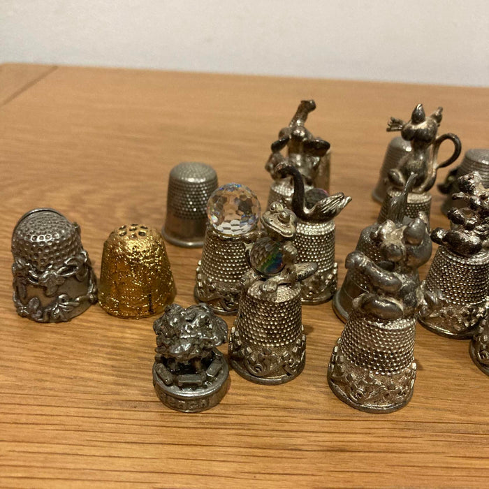 Thimbles Character & Other Metal Rare Lot x24 Total Crystal Collectable Bundle - Good