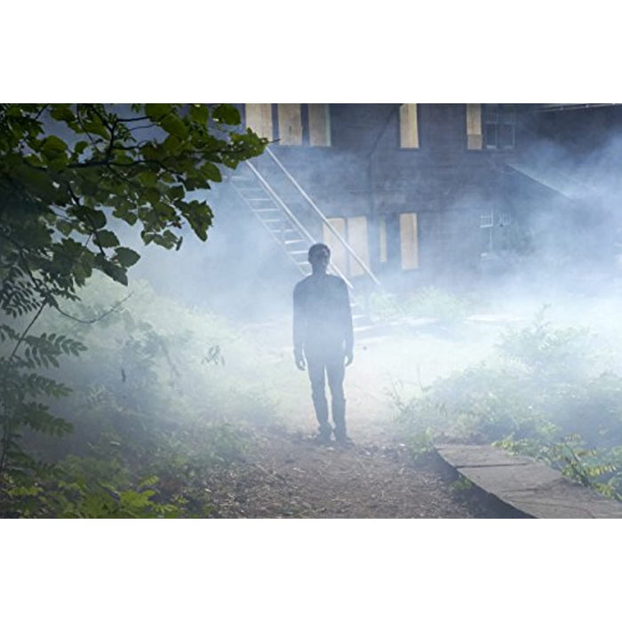 It Comes At Night - Horror Movie [Blu-ray] [Region B] - Like New - Attic Discovery Shop
